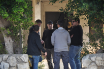  بالصور: الشرطة تعيش حالة من الهستيريا للحفاظ على ماء وجهها في مدينة يافا 